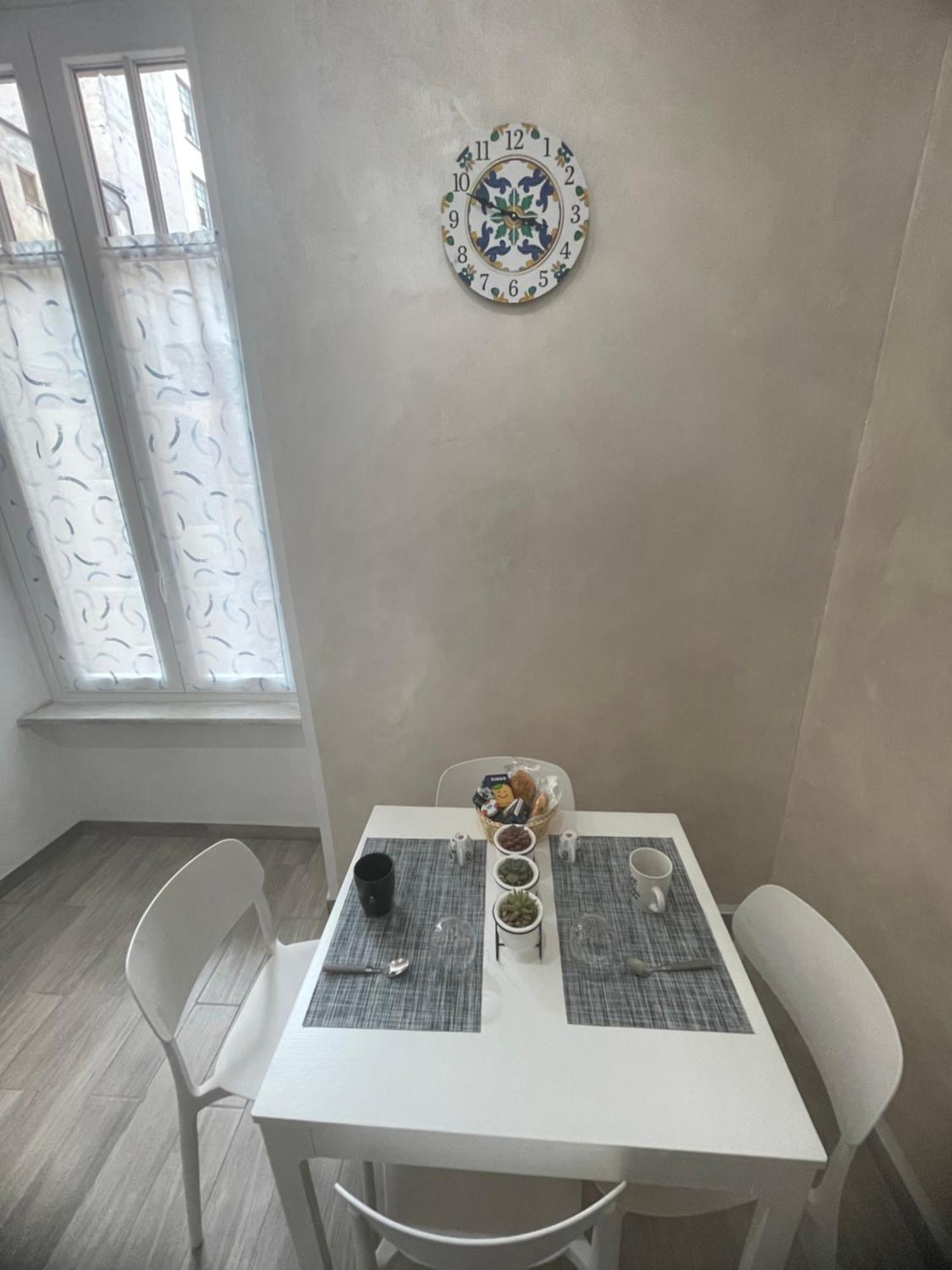 Ferienwohnung La Casa Nel Viale Asti Exterior foto